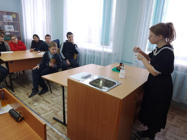 Месячник химии.